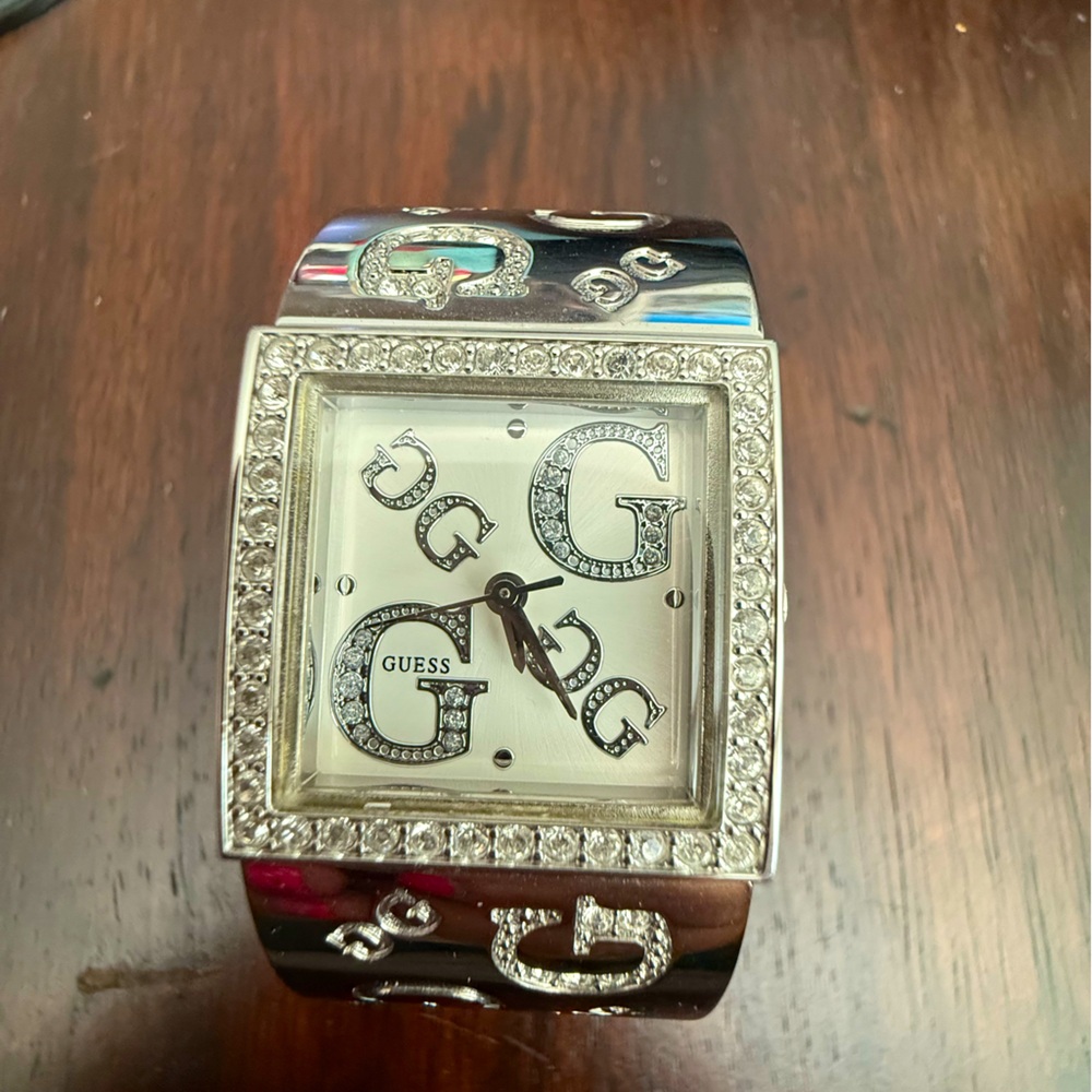 Guess stainless steel bracelet watch